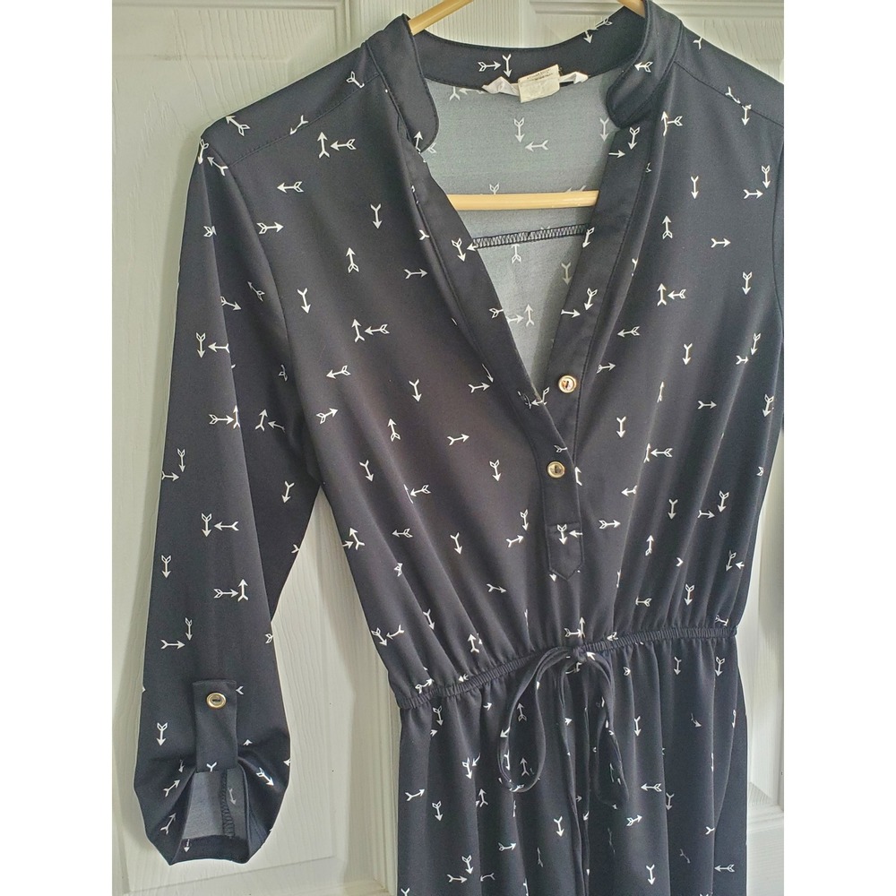 Love Fast Live‎ Hard Black Arrows Lightweight Dress (Size Small) Spring/Summer